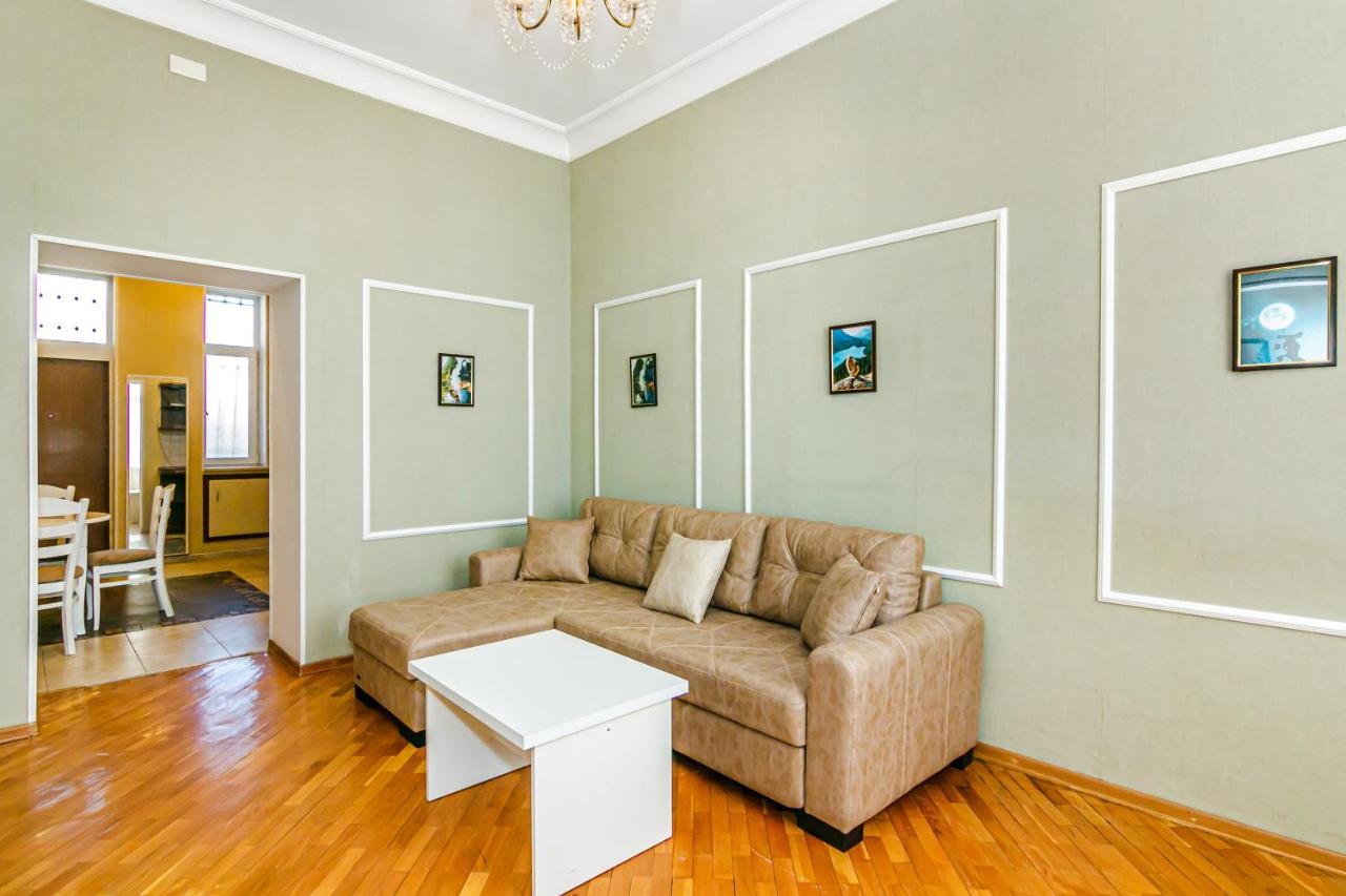 Windy City Apartment Baku Exteriör bild